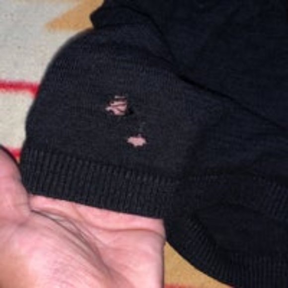 Old navy tank top - Picture 2 of 3